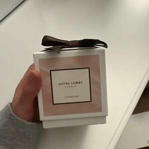 Hotel Lobby Signature Candle with Brown Ribbon